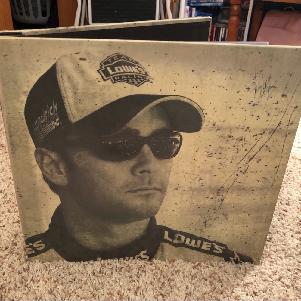 Black and Cream Picture Frames for Elegant Accents